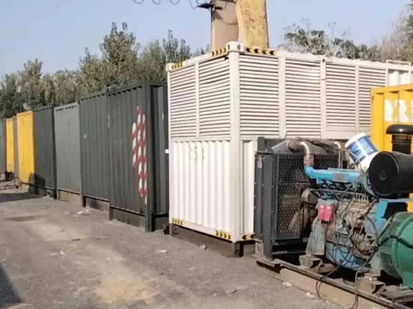 尧都200KW柴油发电机机组每小时油耗是多少？